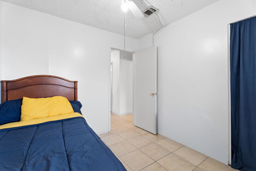 For Sale: $265,000 (3 beds, 2 baths, 1286 Square Feet)