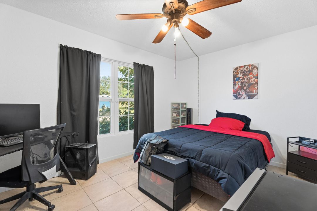 For Sale: $265,000 (3 beds, 2 baths, 1286 Square Feet)