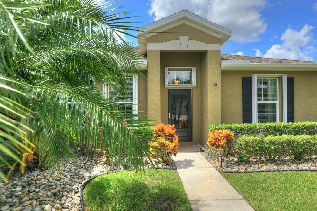 For Sale: $485,000 (3 beds, 2 baths, 2395 Square Feet)