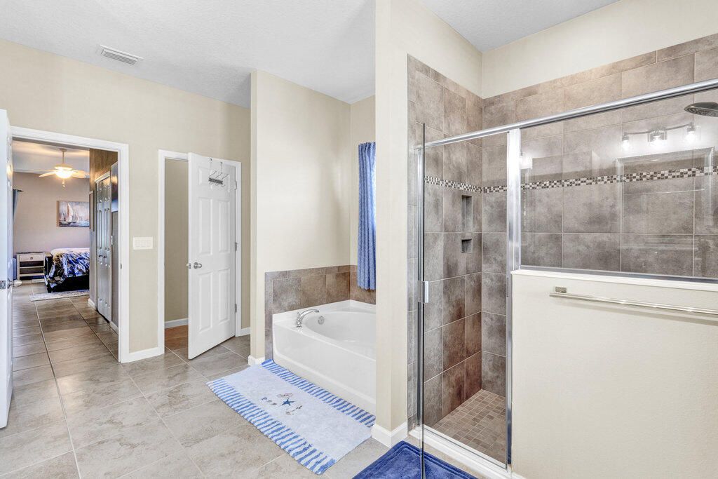 For Sale: $485,000 (3 beds, 2 baths, 2395 Square Feet)