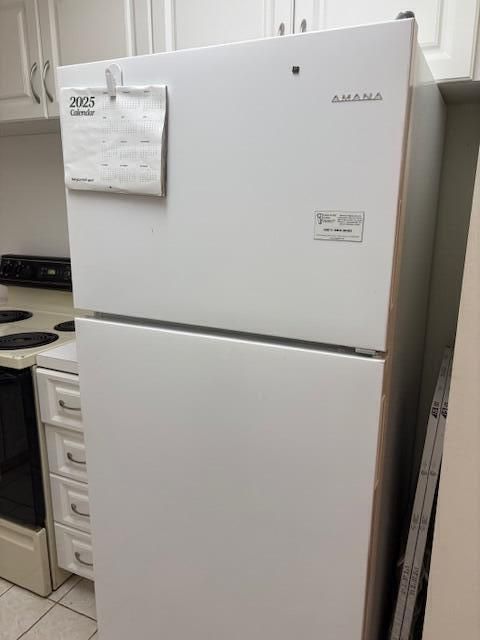 For Sale: $125,000 (2 beds, 1 baths, 820 Square Feet)