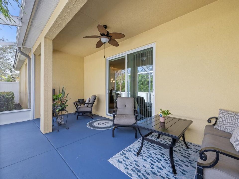 For Sale: $355,000 (3 beds, 2 baths, 1920 Square Feet)