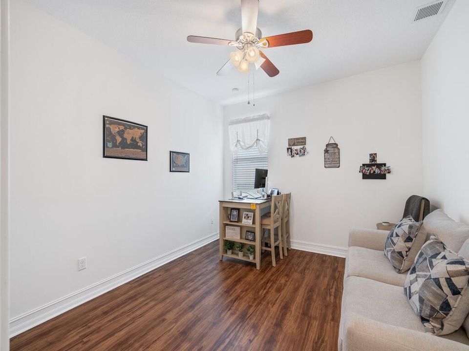 For Sale: $355,000 (3 beds, 2 baths, 1920 Square Feet)