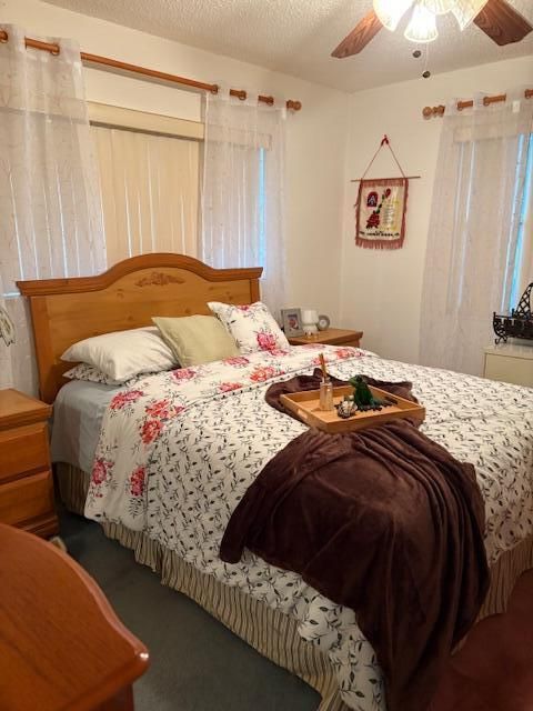 For Sale: $125,000 (2 beds, 1 baths, 820 Square Feet)