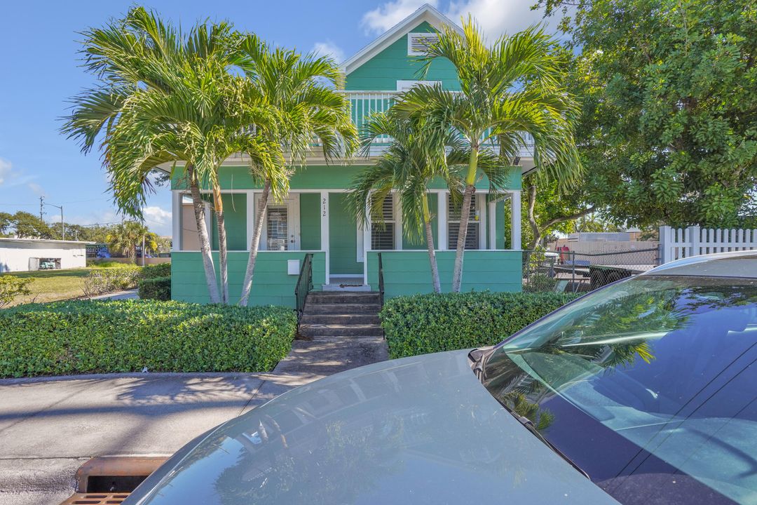 En Venta: $299,999 (0 camas, 0 baños, 2172 Pies cuadrados)