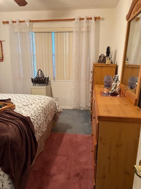 For Sale: $125,000 (2 beds, 1 baths, 820 Square Feet)