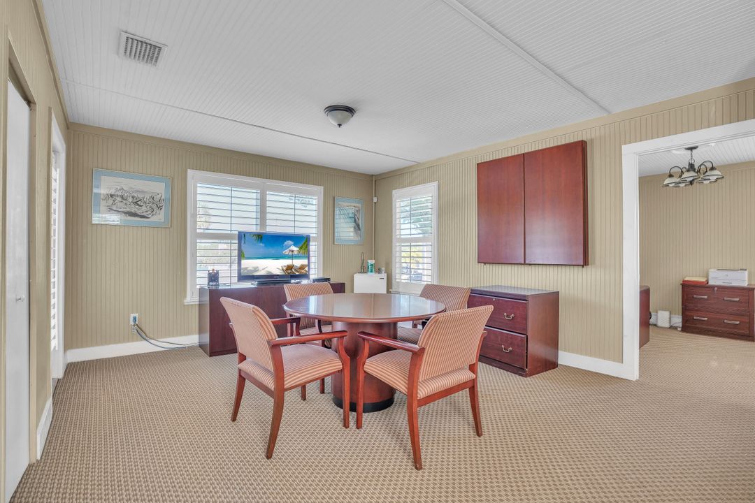 En Venta: $299,999 (0 camas, 0 baños, 2172 Pies cuadrados)