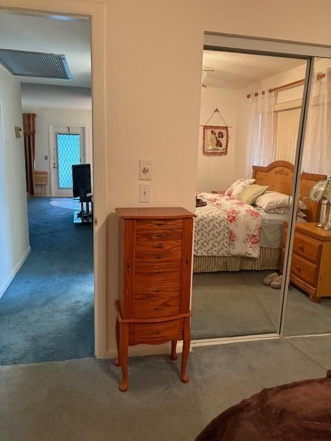 For Sale: $125,000 (2 beds, 1 baths, 820 Square Feet)