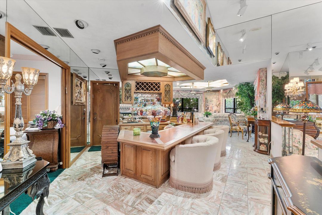 For Sale: $1,999,000 (5 beds, 4 baths, 4143 Square Feet)