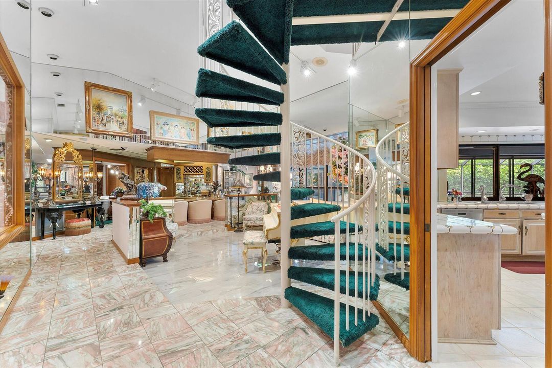 For Sale: $1,999,000 (5 beds, 4 baths, 4143 Square Feet)