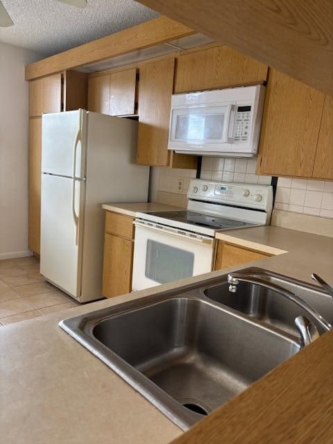 For Rent: $1,950 (2 beds, 2 baths, 1385 Square Feet)