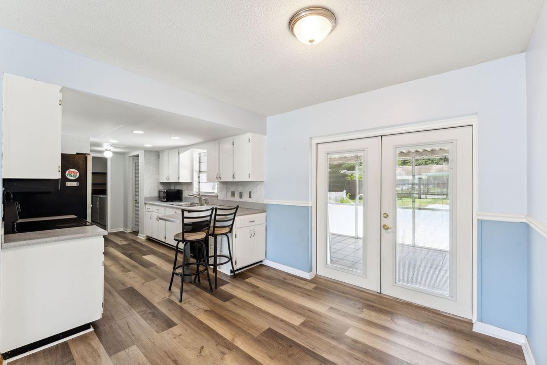 For Rent: $3,600 (3 beds, 2 baths, 1650 Square Feet)