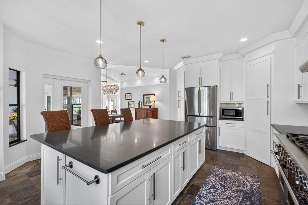 For Sale: $1,300,000 (3 beds, 3 baths, 2277 Square Feet)