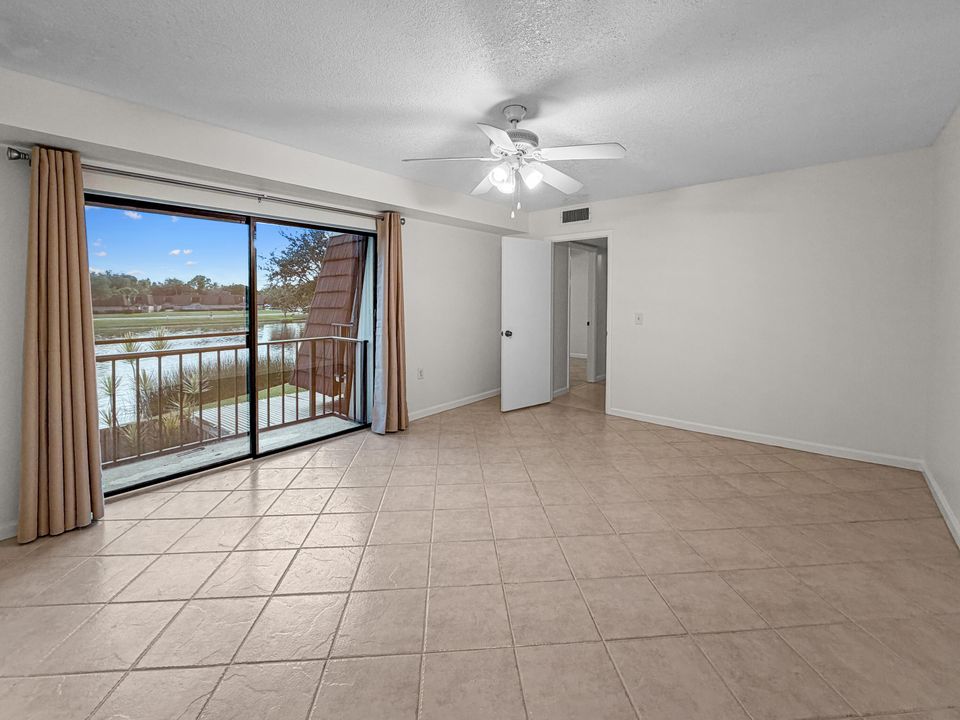 For Rent: $3,200 (2 beds, 2 baths, 1596 Square Feet)