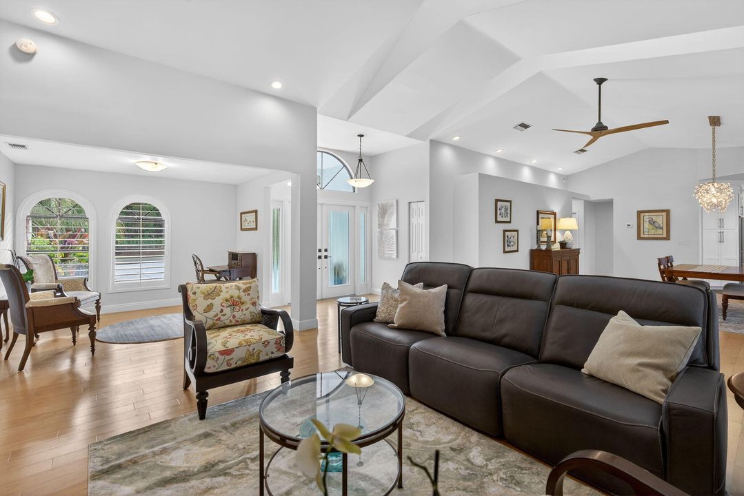 For Sale: $1,300,000 (3 beds, 3 baths, 2277 Square Feet)