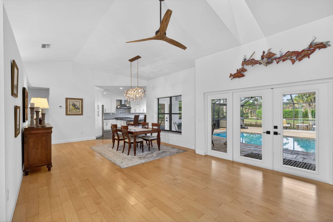 For Sale: $1,300,000 (3 beds, 3 baths, 2277 Square Feet)