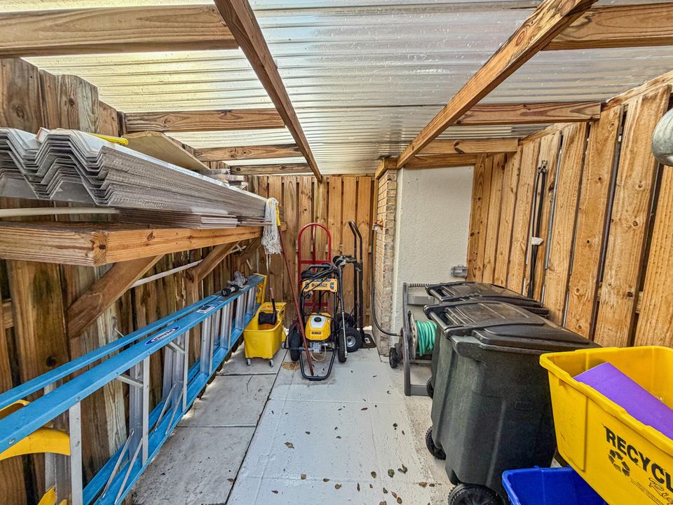 For Rent: $3,200 (2 beds, 2 baths, 1596 Square Feet)