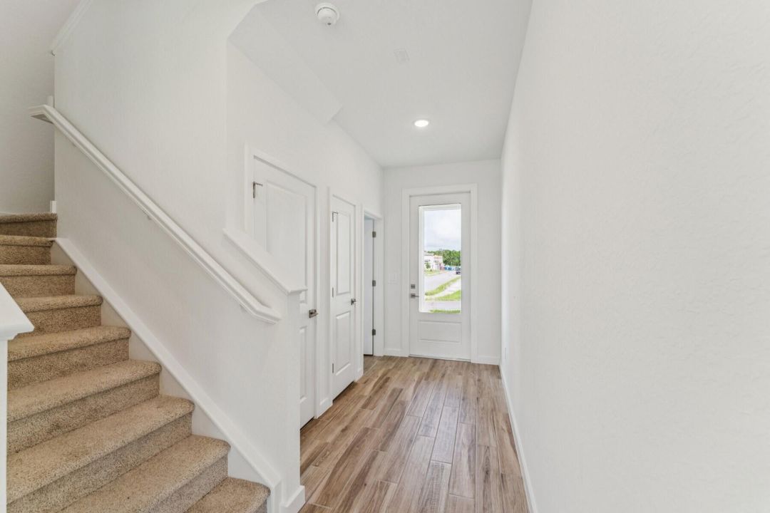 For Sale: $404,995 (4 beds, 2 baths, 1985 Square Feet)