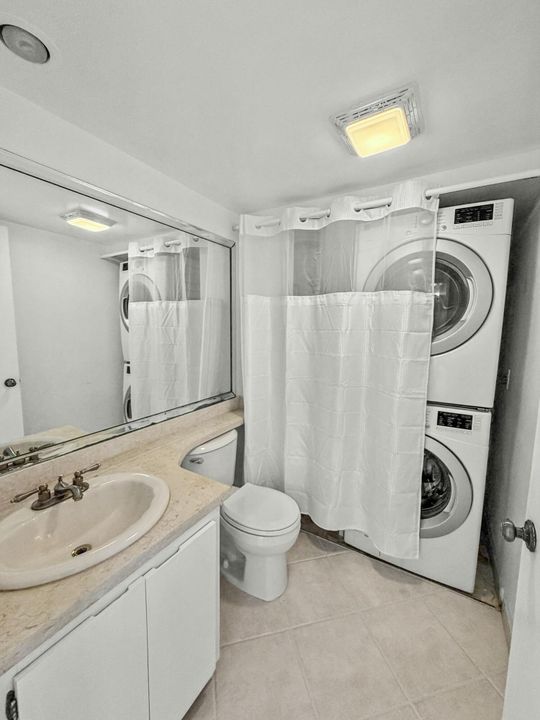 For Rent: $3,200 (2 beds, 2 baths, 1596 Square Feet)