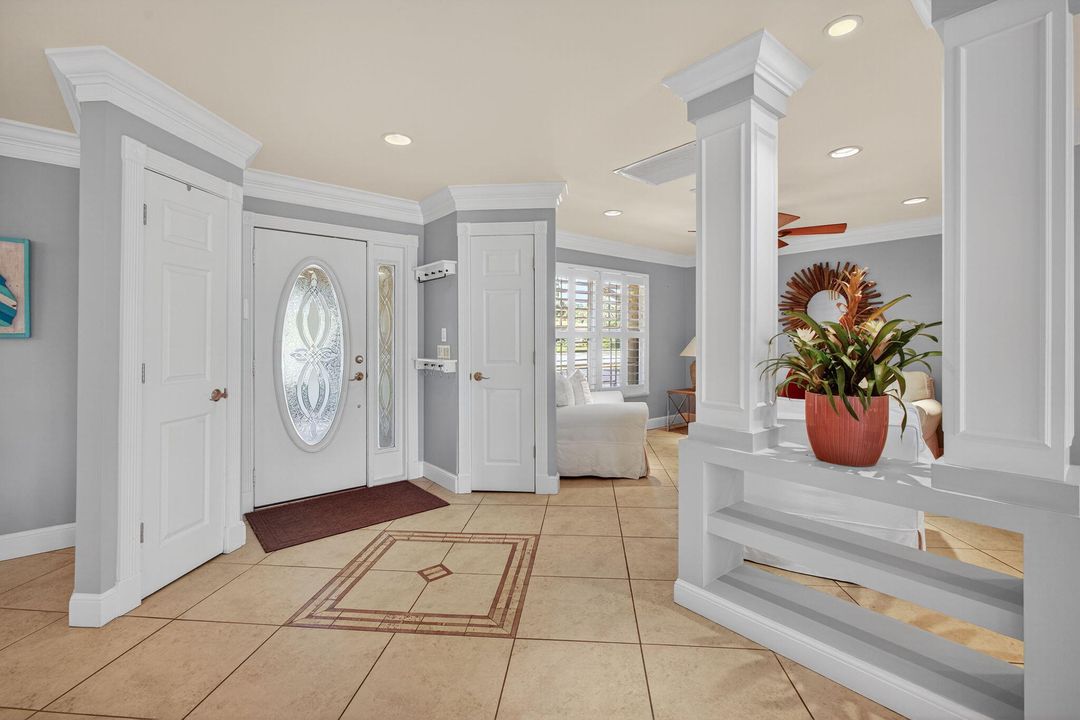 For Sale: $2,699,000 (4 beds, 3 baths, 2400 Square Feet)