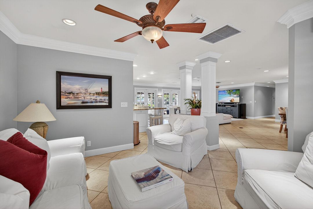 For Sale: $2,699,000 (4 beds, 3 baths, 2400 Square Feet)