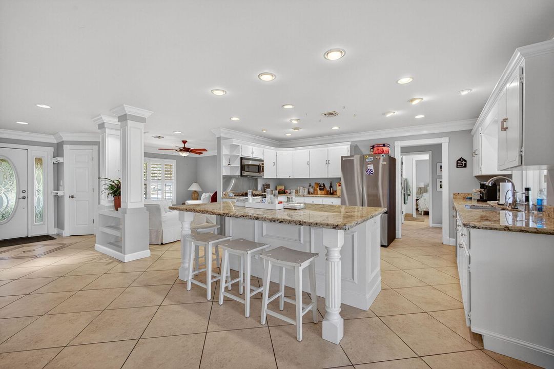 For Sale: $2,699,000 (4 beds, 3 baths, 2400 Square Feet)