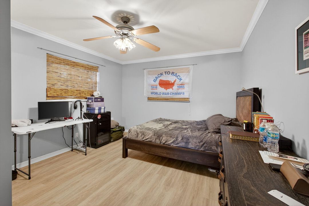 For Sale: $2,699,000 (4 beds, 3 baths, 2400 Square Feet)