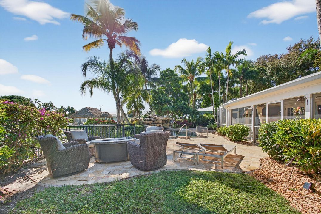 For Sale: $2,699,000 (4 beds, 3 baths, 2400 Square Feet)