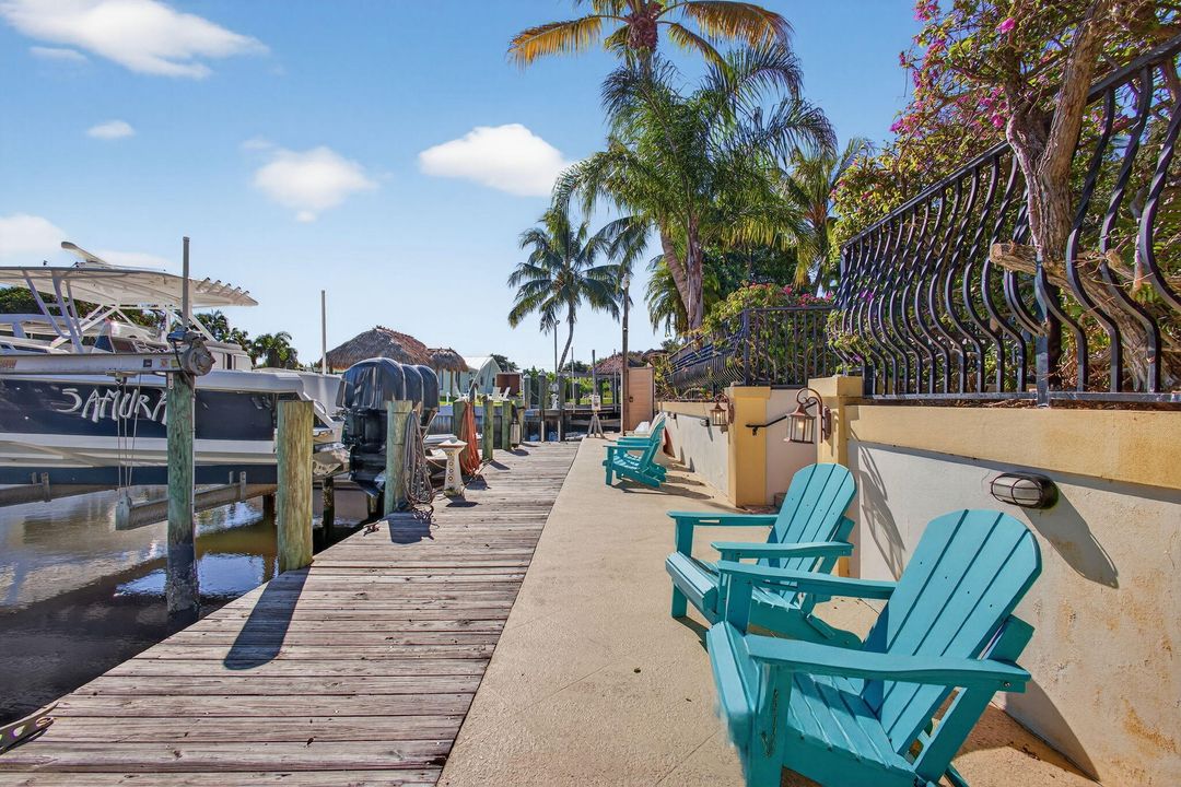 For Sale: $2,699,000 (4 beds, 3 baths, 2400 Square Feet)