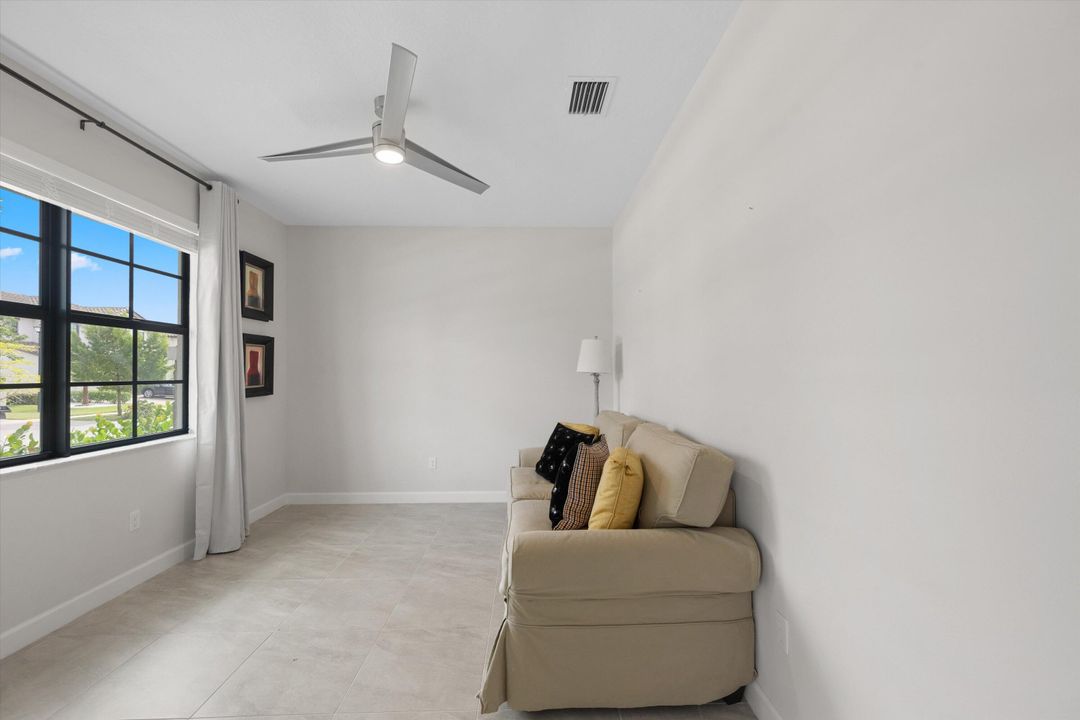 For Sale: $849,900 (5 beds, 3 baths, 3185 Square Feet)