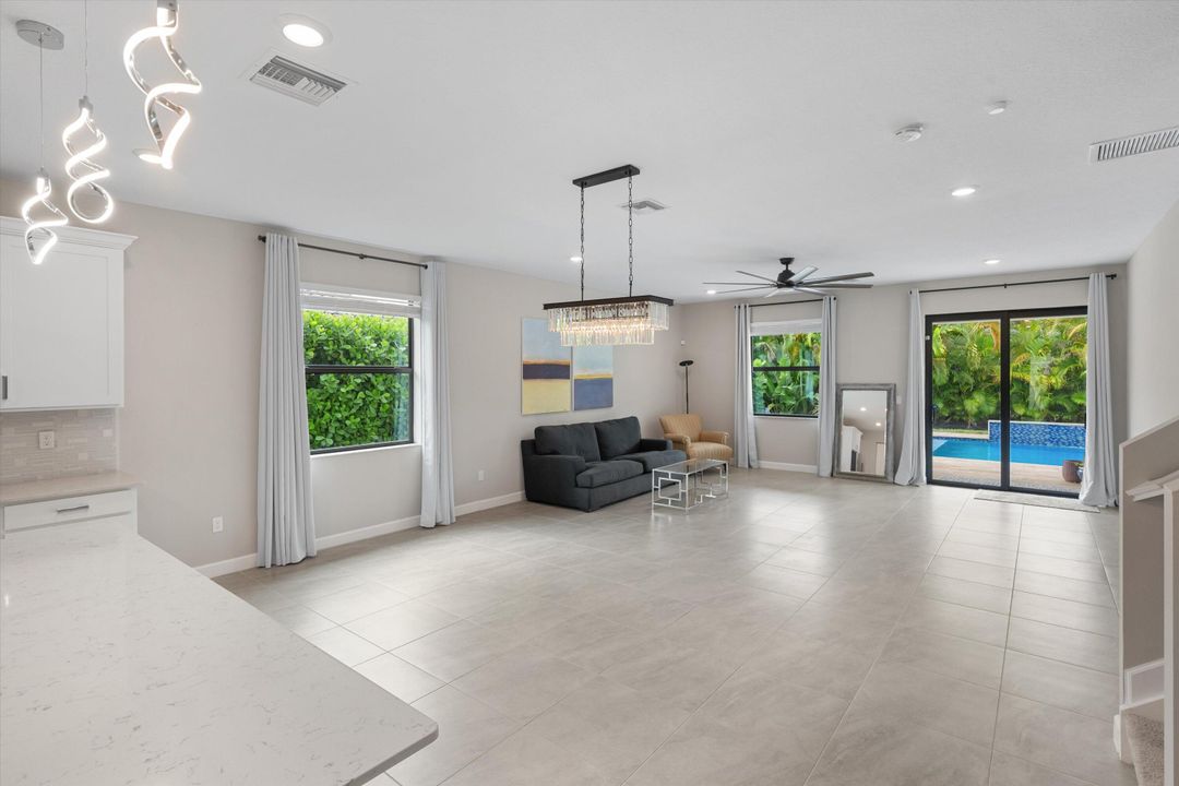 For Sale: $849,900 (5 beds, 3 baths, 3185 Square Feet)