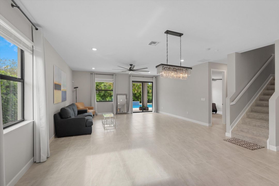 For Sale: $849,900 (5 beds, 3 baths, 3185 Square Feet)