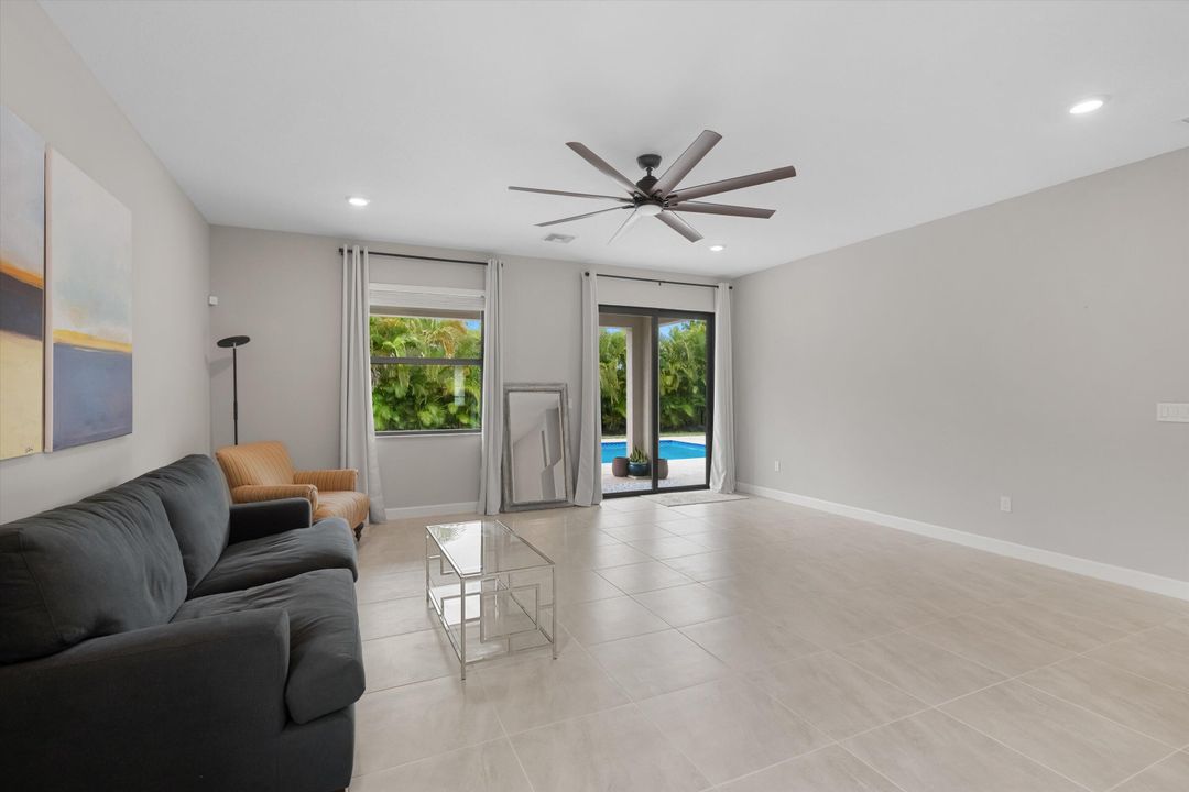 For Sale: $849,900 (5 beds, 3 baths, 3185 Square Feet)