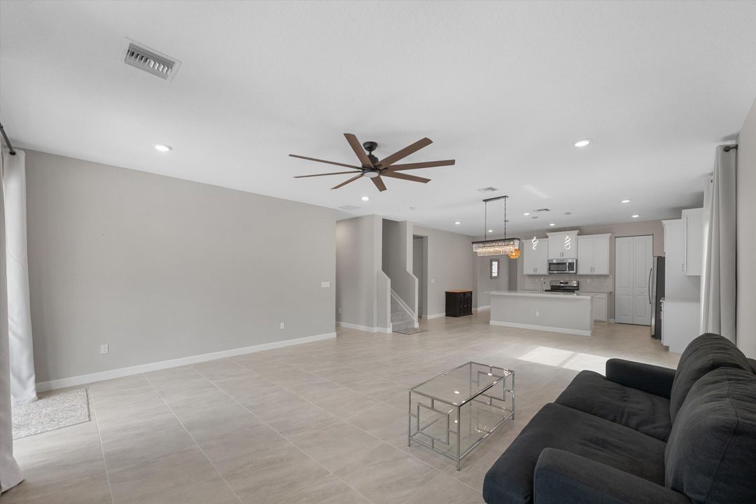 For Sale: $849,900 (5 beds, 3 baths, 3185 Square Feet)