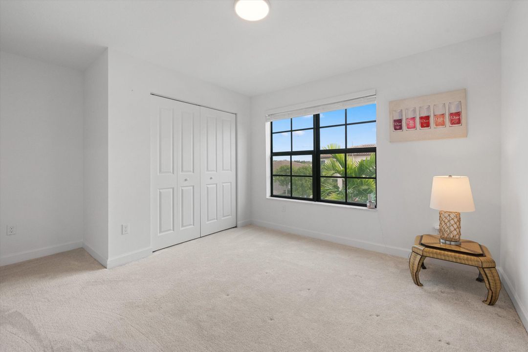 For Sale: $849,900 (5 beds, 3 baths, 3185 Square Feet)