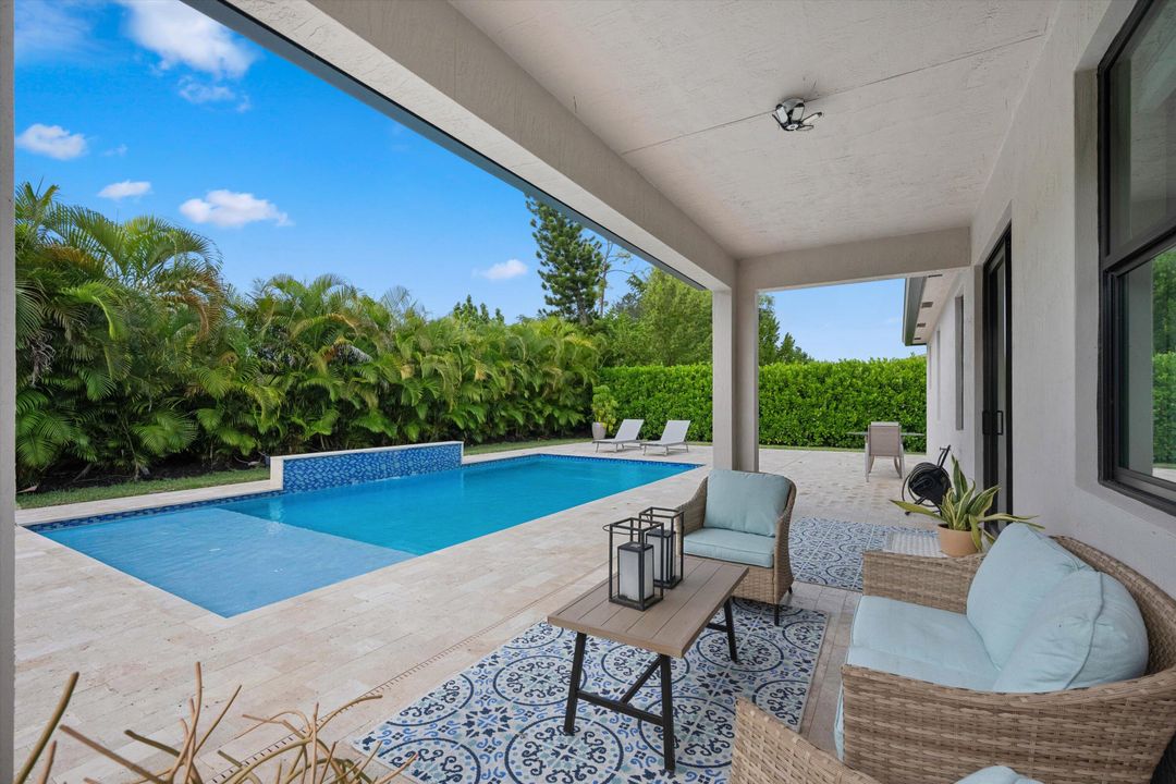 For Sale: $849,900 (5 beds, 3 baths, 3185 Square Feet)