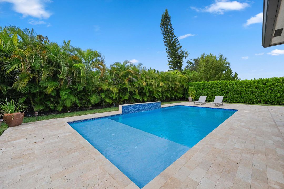 For Sale: $849,900 (5 beds, 3 baths, 3185 Square Feet)