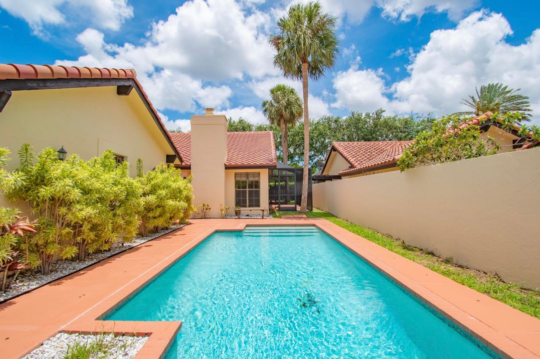 For Rent: $4,500 (3 beds, 2 baths, 1616 Square Feet)