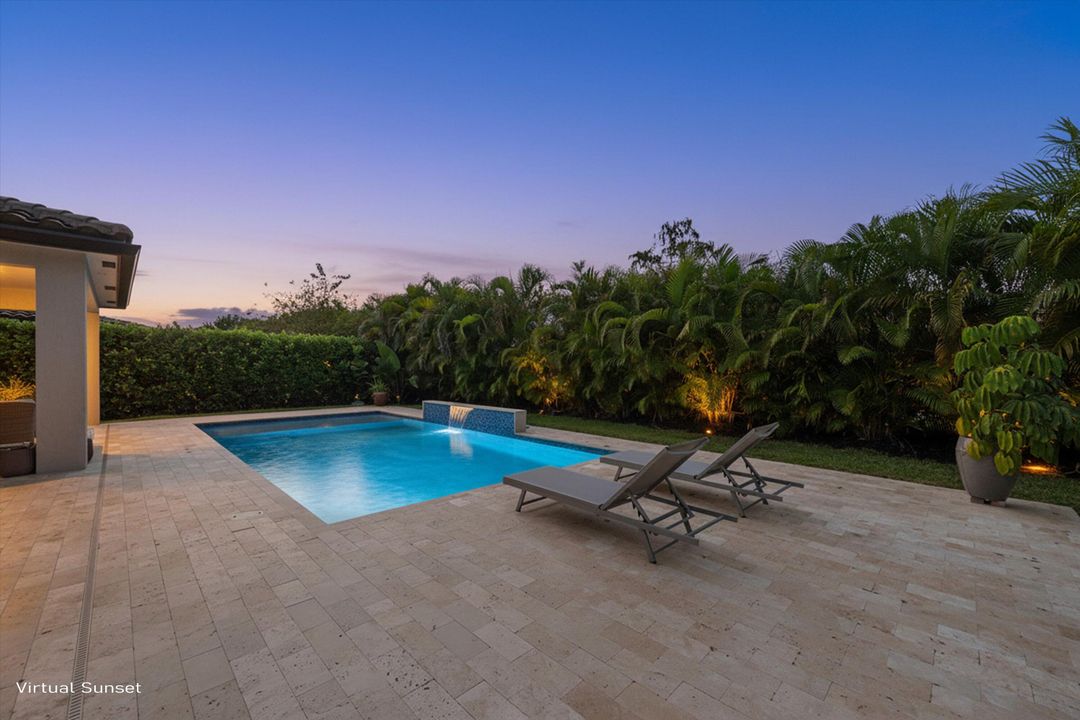 For Sale: $849,900 (5 beds, 3 baths, 3185 Square Feet)