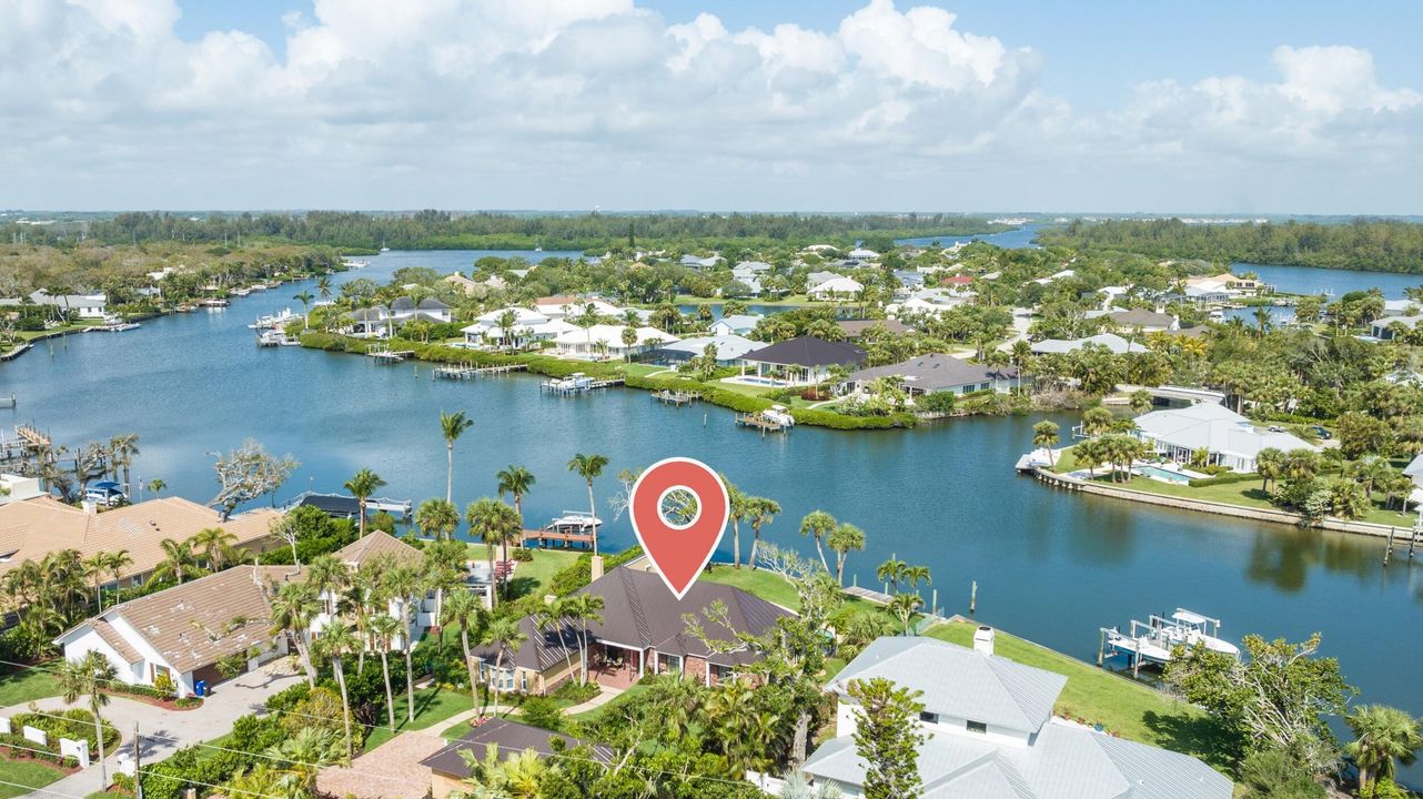 For Sale: $2,295,000 (3 beds, 3 baths, 3088 Square Feet)