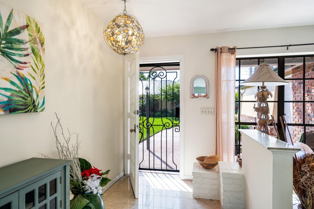 For Sale: $2,295,000 (3 beds, 3 baths, 3088 Square Feet)