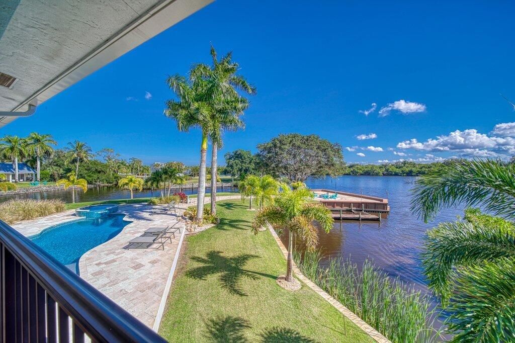 For Sale: $3,750,000 (4 beds, 3 baths, 4552 Square Feet)