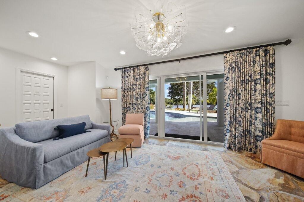 For Sale: $3,750,000 (4 beds, 3 baths, 4552 Square Feet)