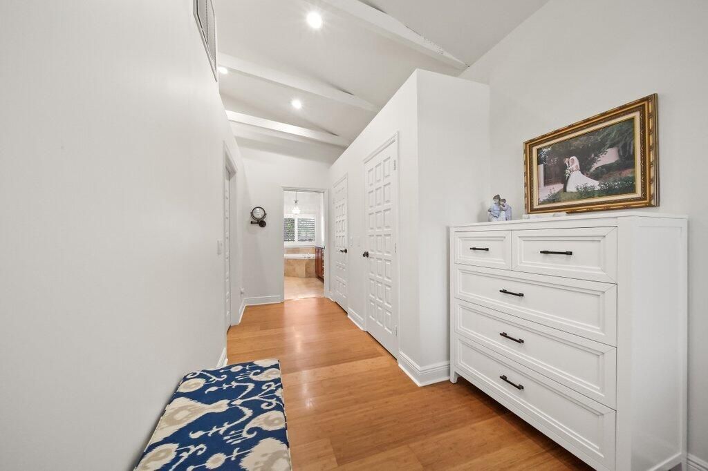 For Sale: $3,750,000 (4 beds, 3 baths, 4552 Square Feet)