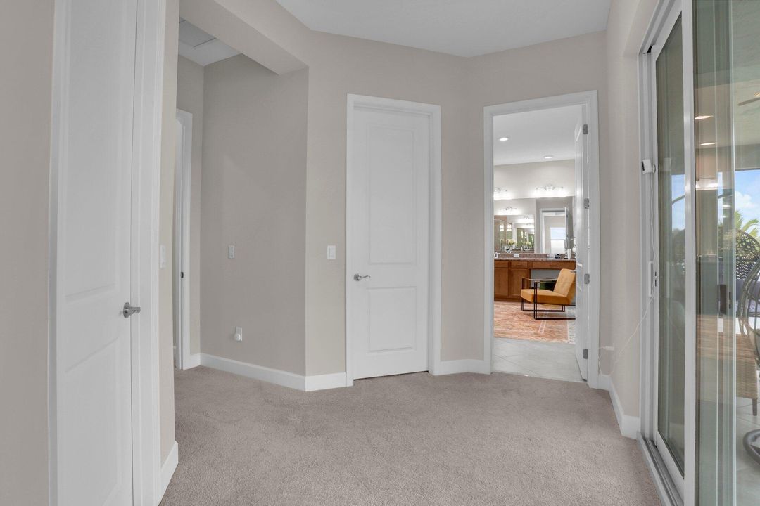 For Sale: $1,100,000 (6 beds, 4 baths, 4110 Square Feet)