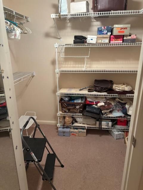 待售: $392,000 (2 贝兹, 2 浴室, 1650 平方英尺)