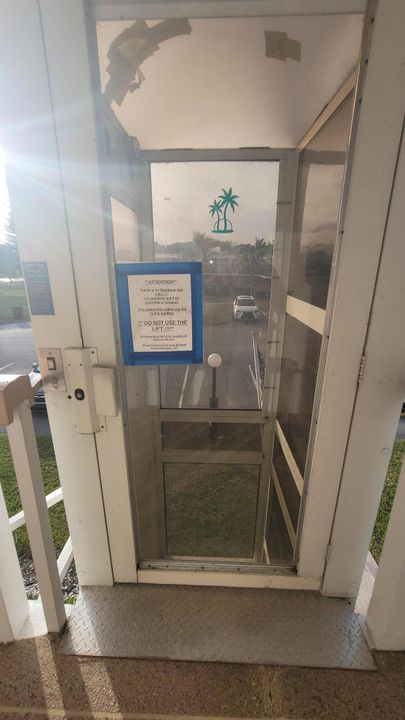 На продажу: $164,900 (2 спален, 2 ванн, 874 Квадратных фут)