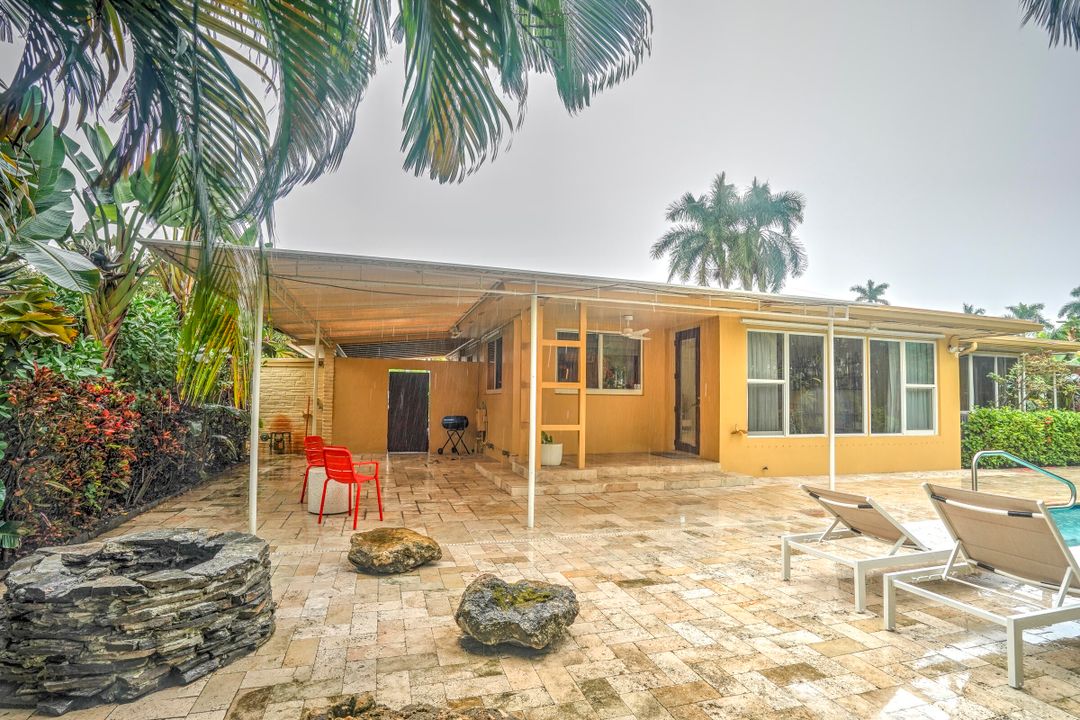 В аренду: $6,200 (3 спален, 3 ванн, 1846 Квадратных фут)