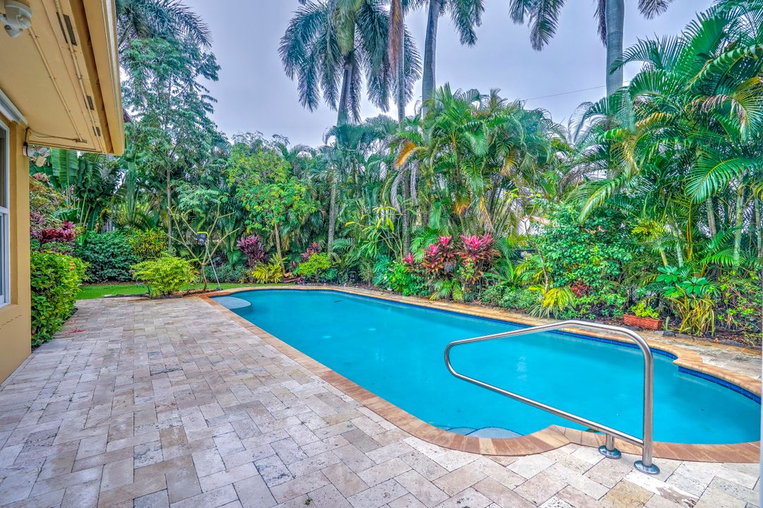 В аренду: $6,200 (3 спален, 3 ванн, 1846 Квадратных фут)