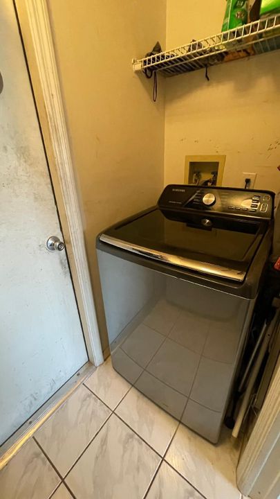 For Sale: $349,900 (3 beds, 2 baths, 1582 Square Feet)